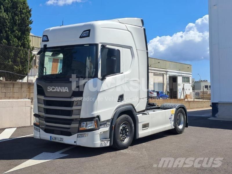 Scania R450 وحدات الجر