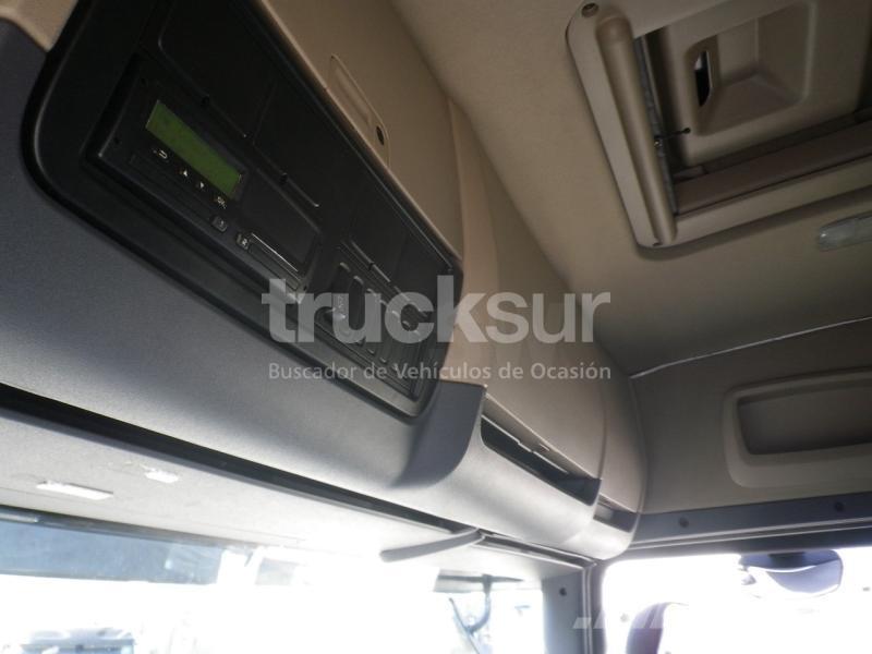 Scania R450 وحدات الجر