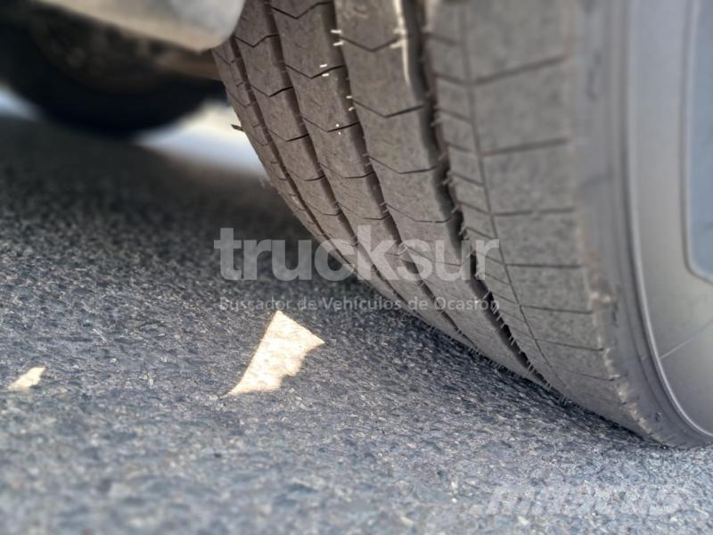 Scania R450 وحدات الجر