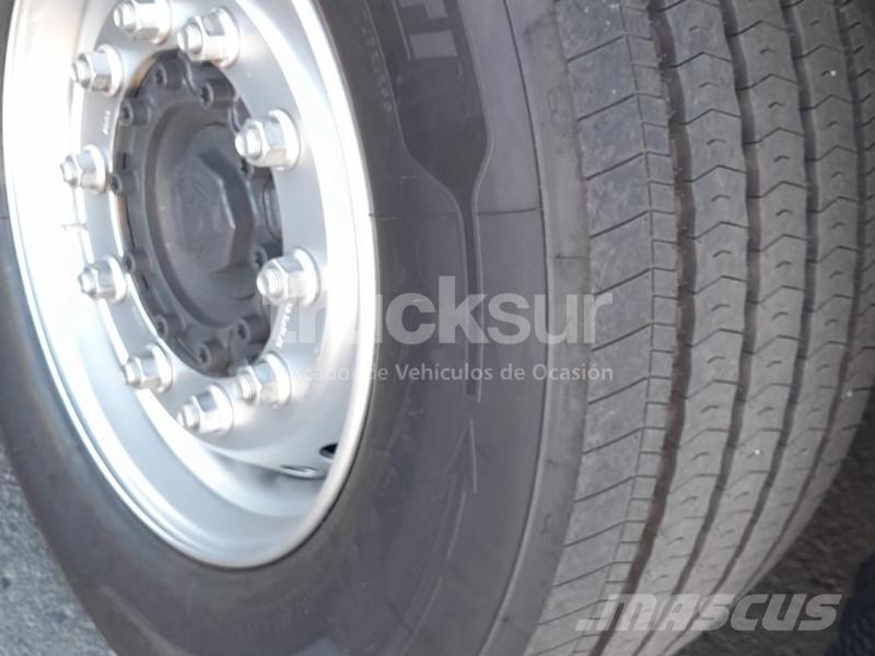 Scania R450 وحدات الجر