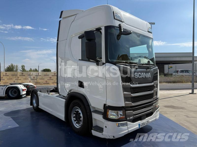 Scania R450 وحدات الجر