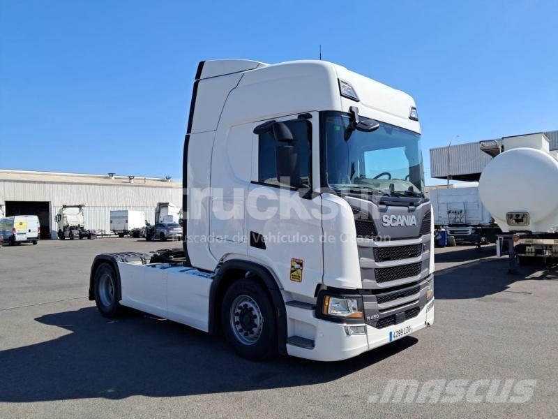 Scania R450 وحدات الجر