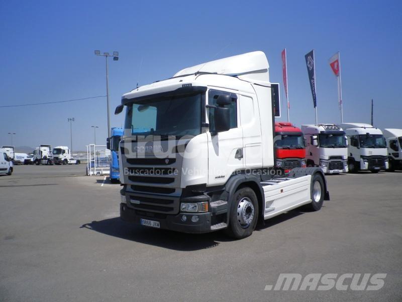 Scania R490 وحدات الجر
