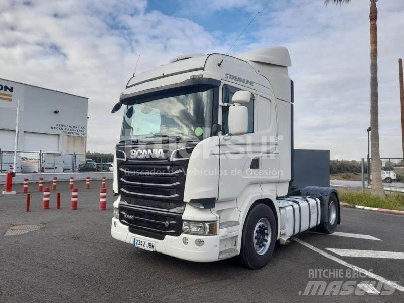 Scania R520 وحدات الجر