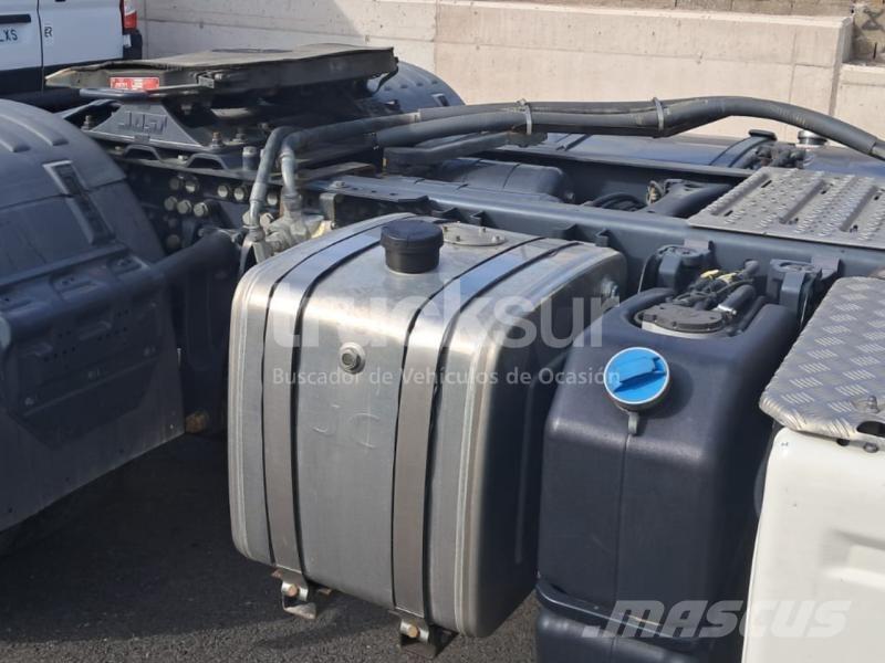 Scania R580 وحدات الجر