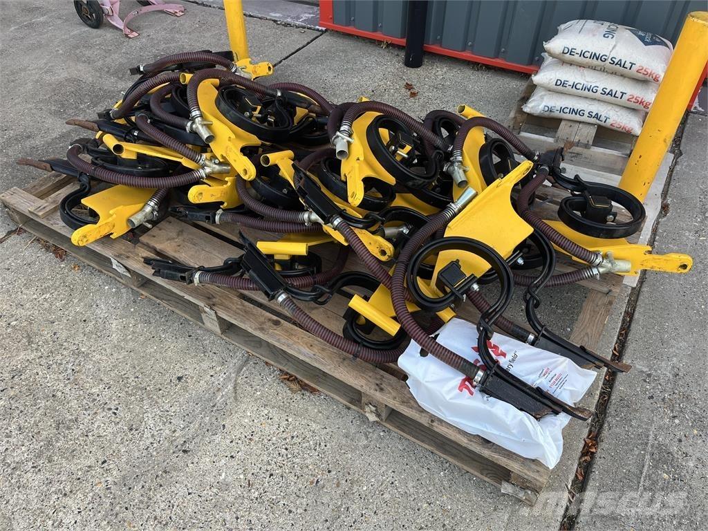 Claydon TWIN TINE ماكينات زراعية أخرى