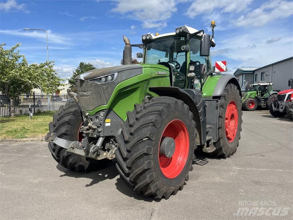 Fendt 1050 الجرارات