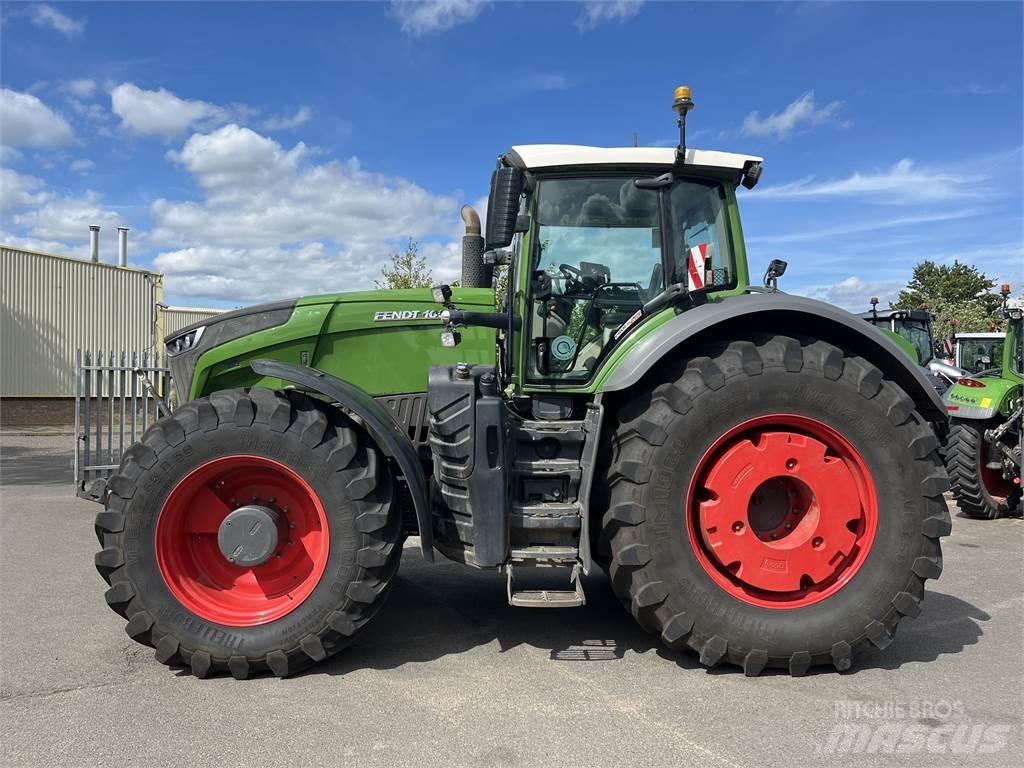 Fendt 1050 الجرارات
