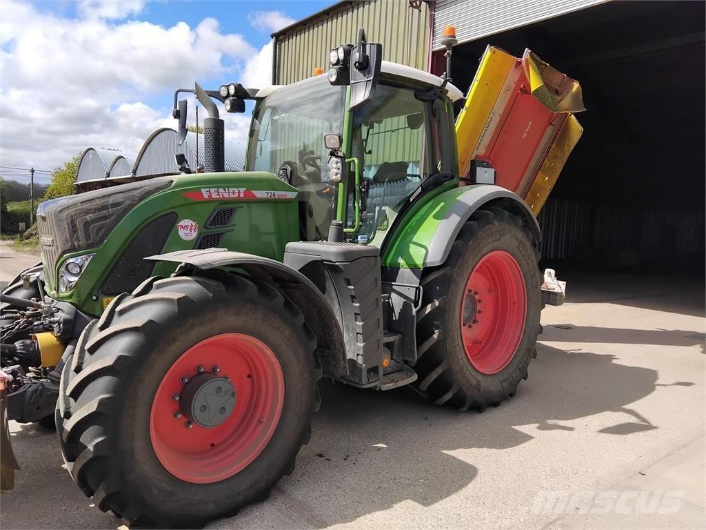 Fendt 724 الجرارات