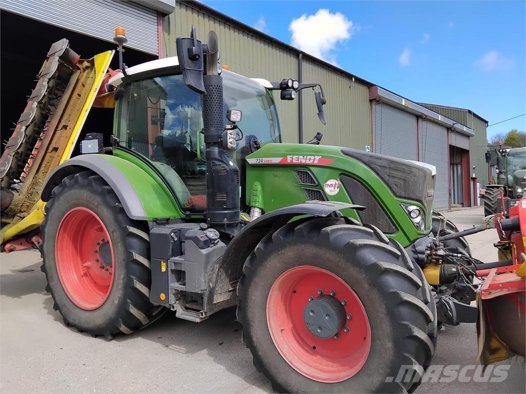 Fendt 724 الجرارات
