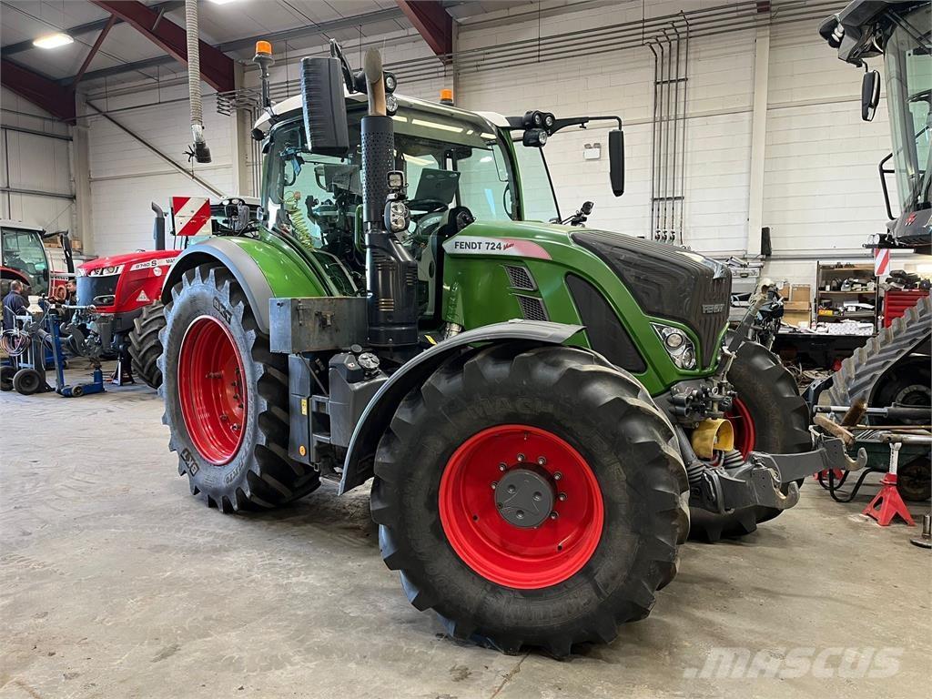 Fendt 724 VARIO S4 الجرارات