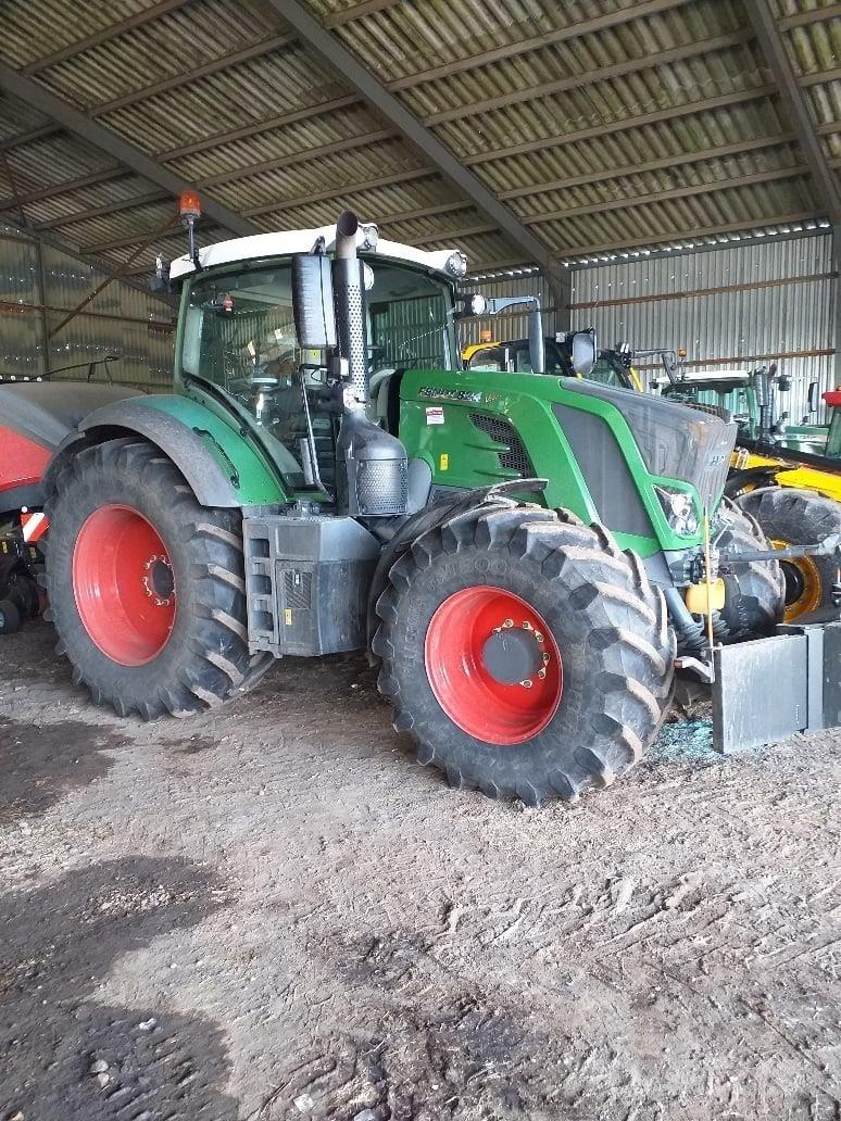 Fendt 824 الجرارات