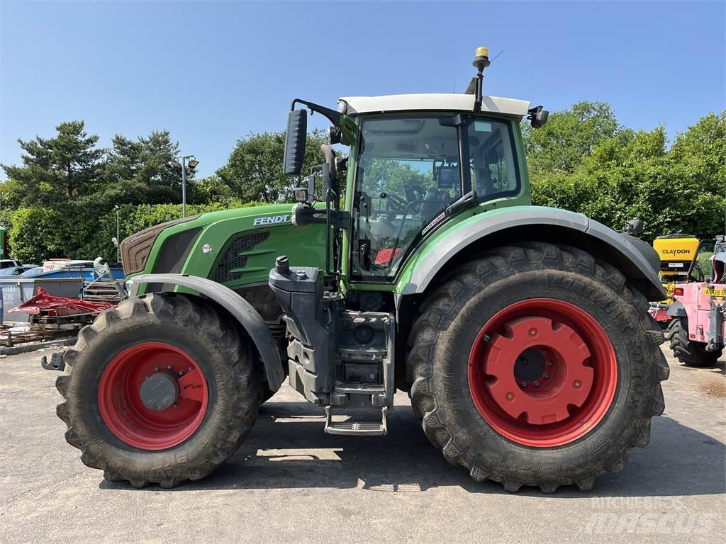 Fendt 828 الجرارات
