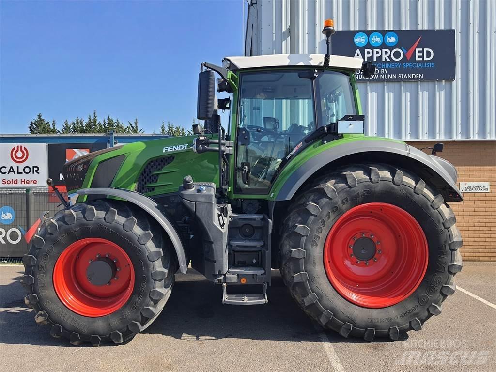 Fendt 828 VARIO الجرارات