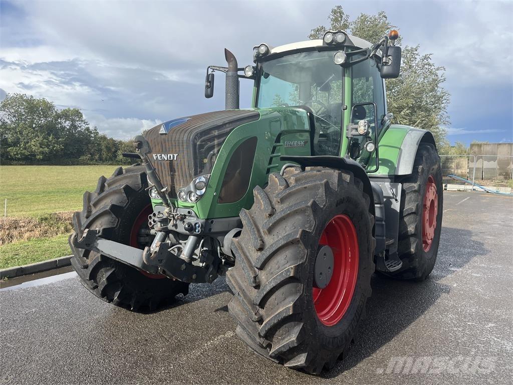 Fendt 936 PROFI الجرارات
