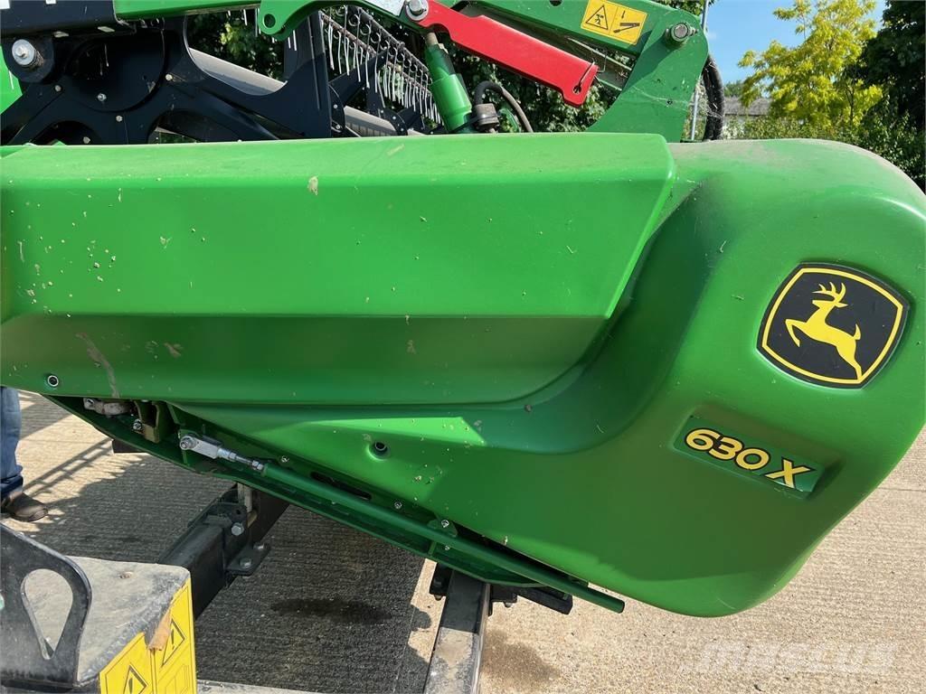 John Deere T670I حصادات