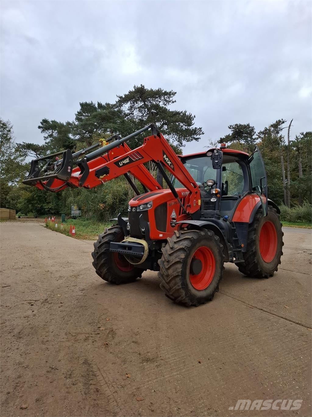 Kubota M7-152 الجرارات