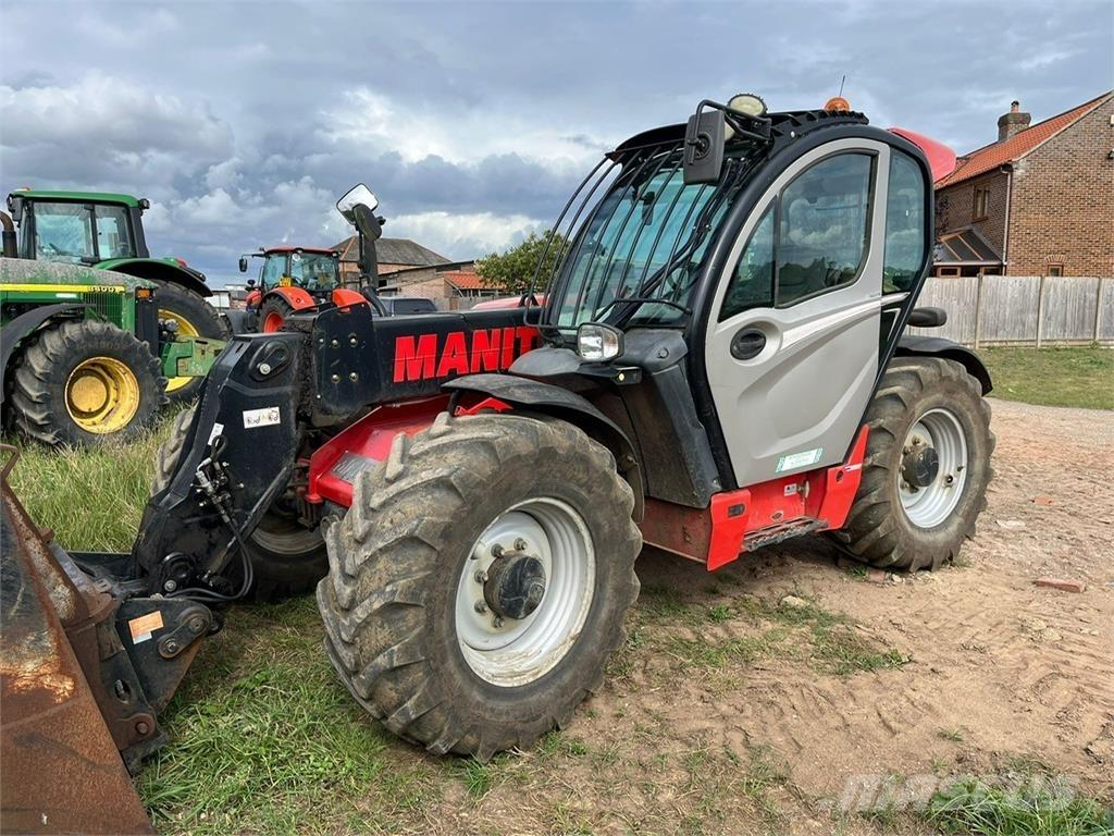 Manitou 741 V+ معدات مناولة لأغراض الزراعة