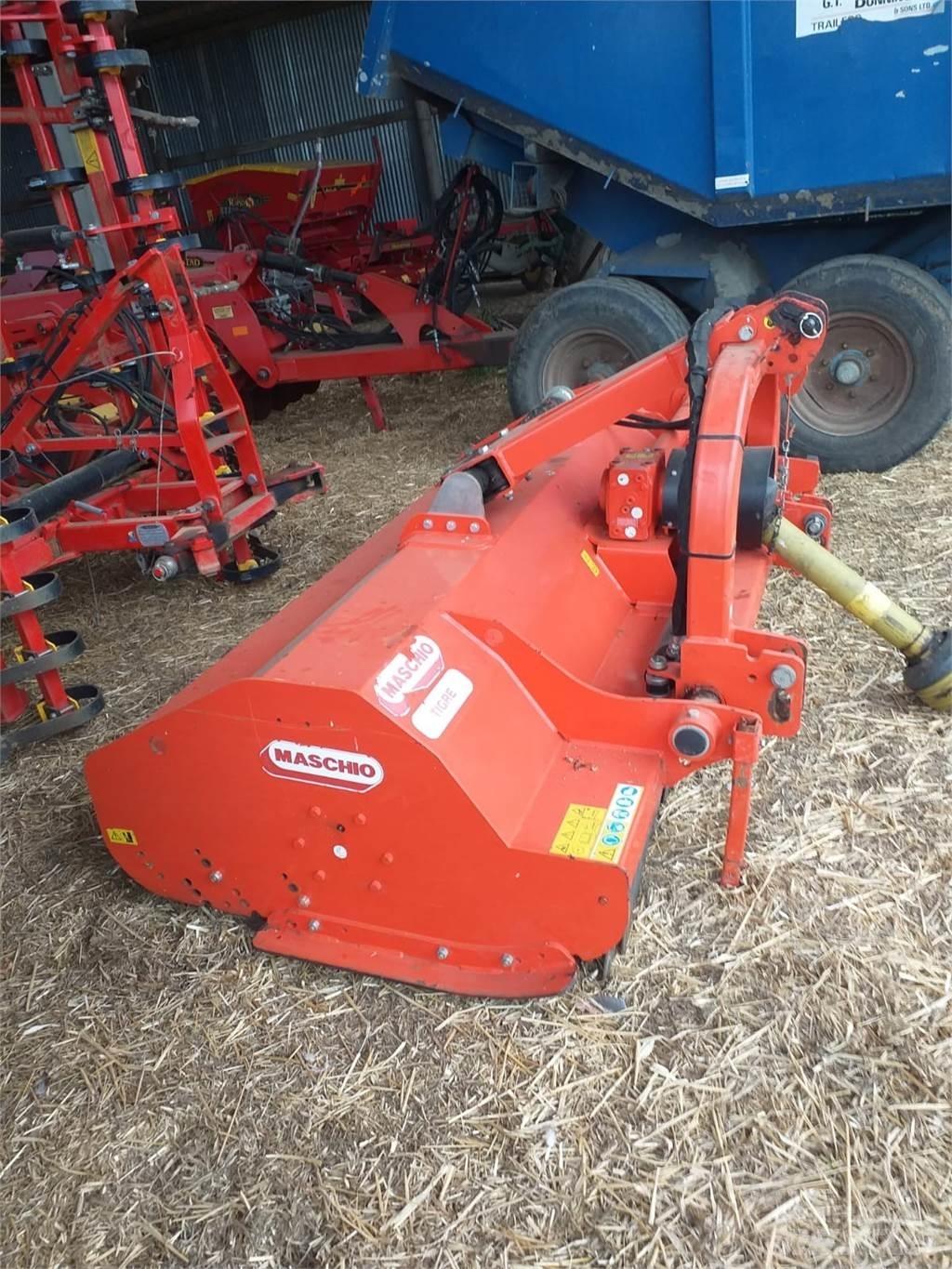 Maschio TIGRE 210 جزازات