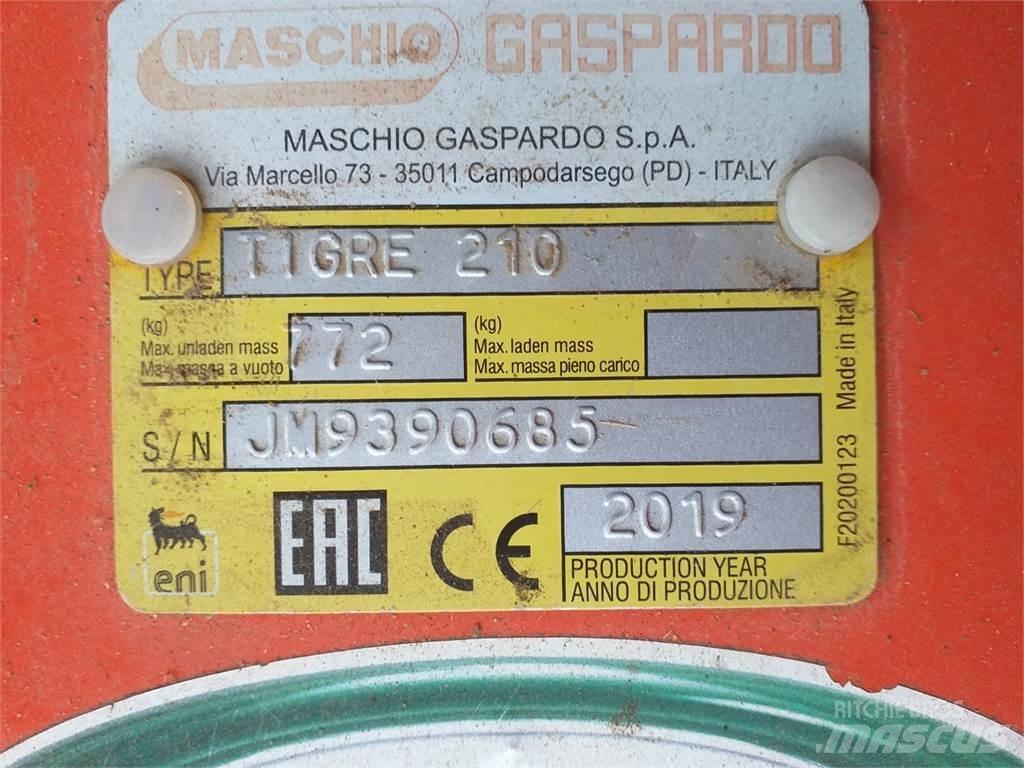 Maschio TIGRE 210 جزازات