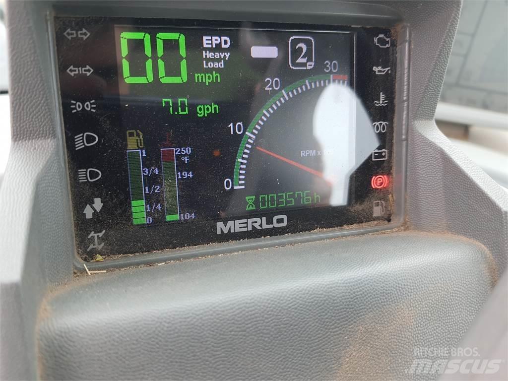 Merlo TF38.7 معدات مناولة لأغراض الزراعة