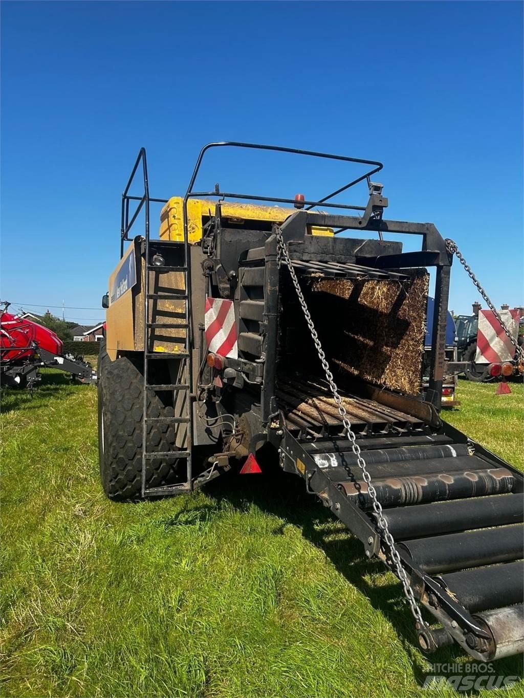 New Holland BB9090 محزمات مربعة