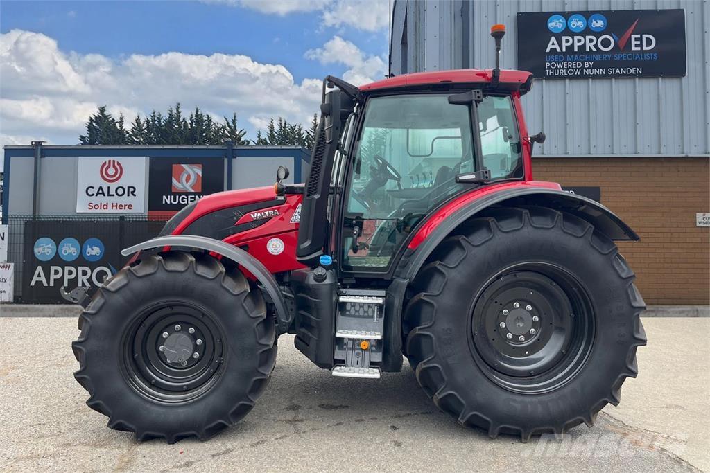 Valtra N175A 2B1 الجرارات