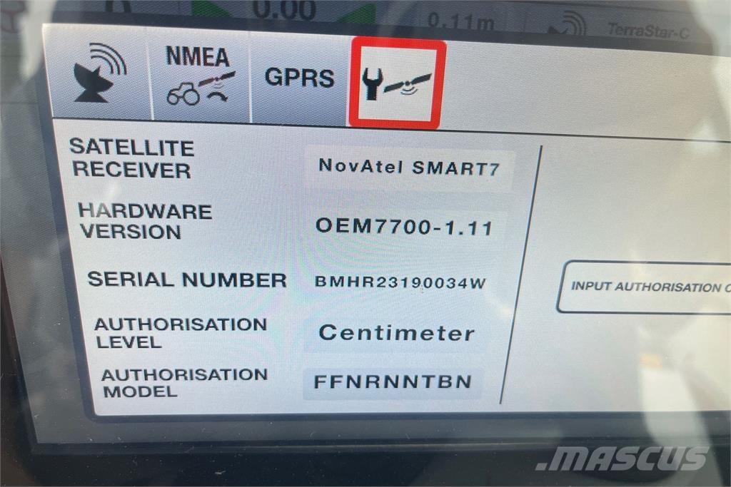 Valtra T234D الجرارات