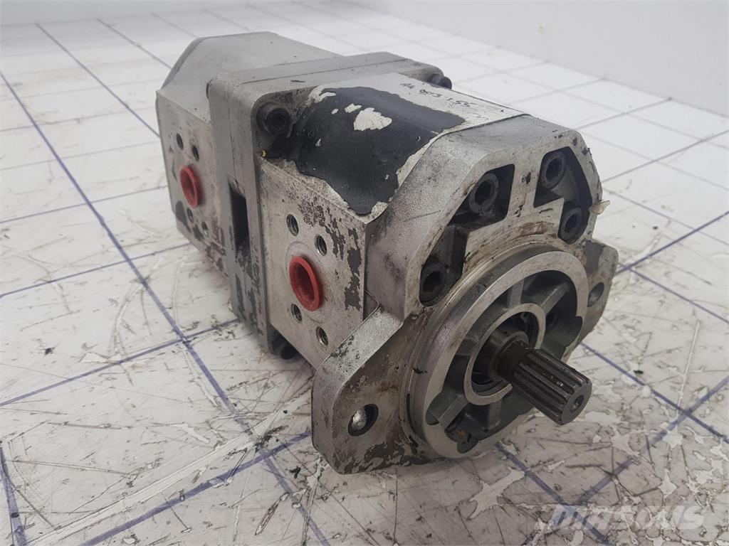  Dual gear pump أجزاء ومعدات رافعات