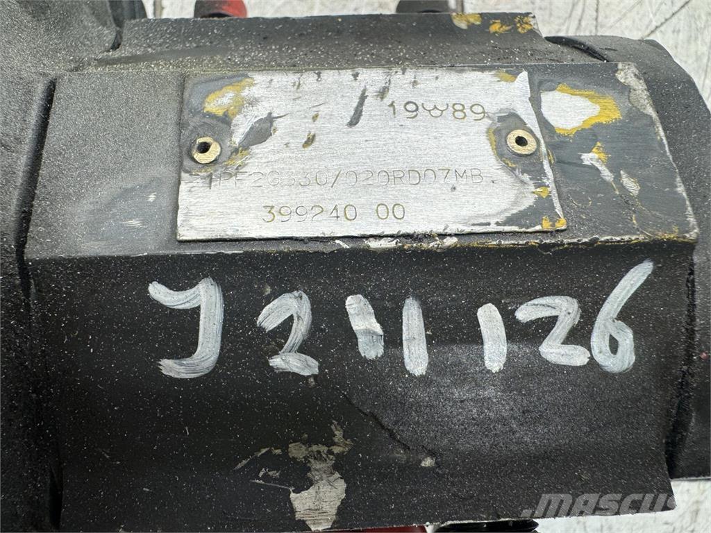  Gear pump أجزاء ومعدات رافعات