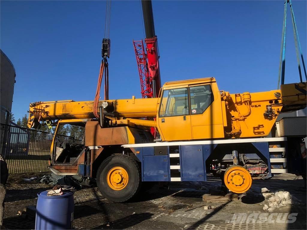 Liebherr LTM 1030-2 رافعات صالحة لكل أنواع الطرق