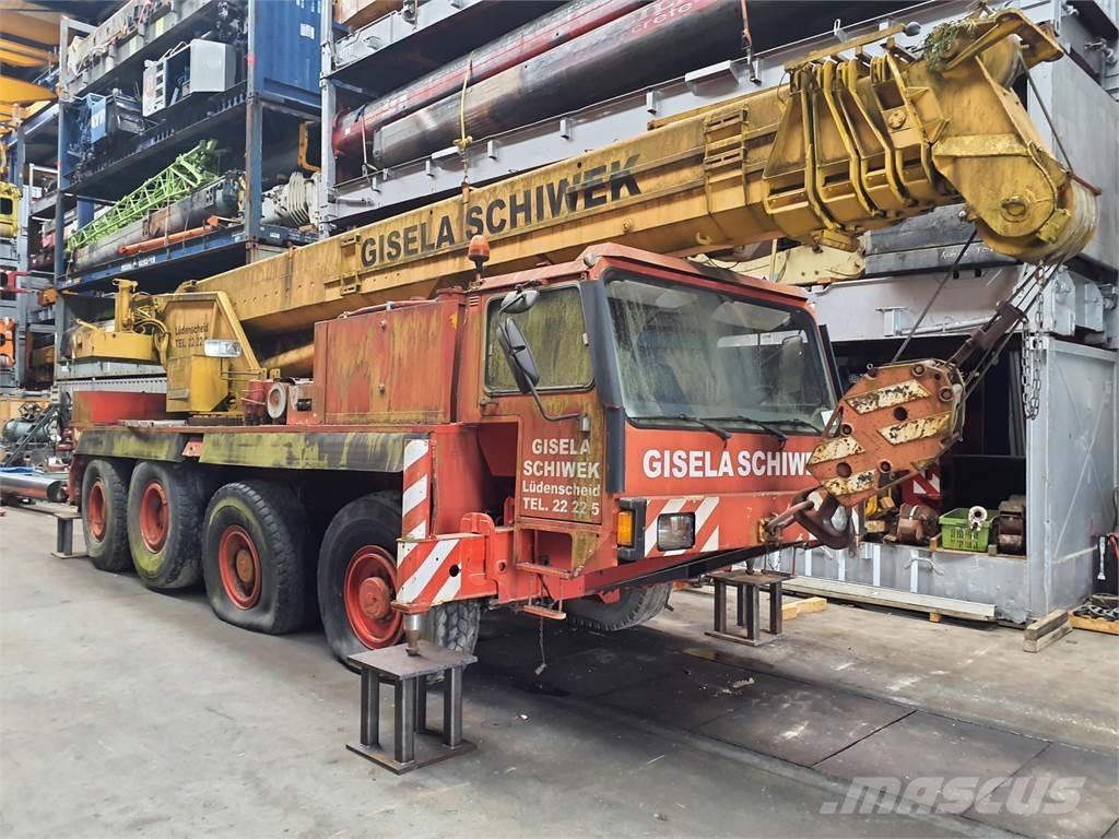 Liebherr LTM 1050 رافعات صالحة لكل أنواع الطرق