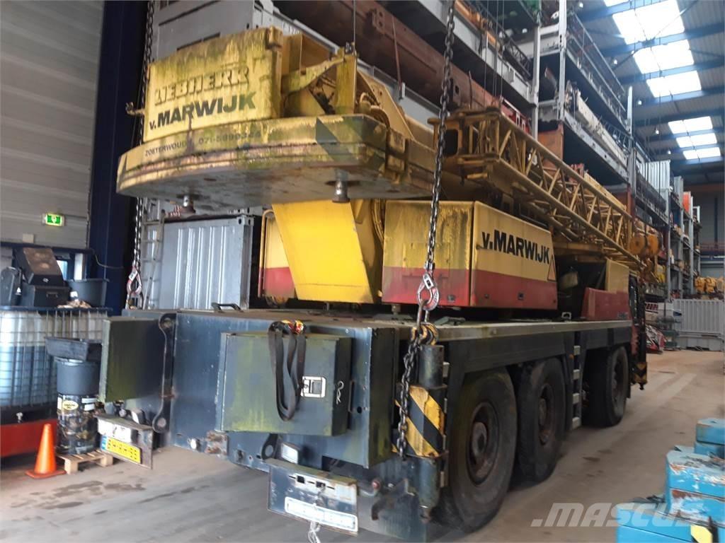 Liebherr LTM 1060-2 رافعات صالحة لكل أنواع الطرق