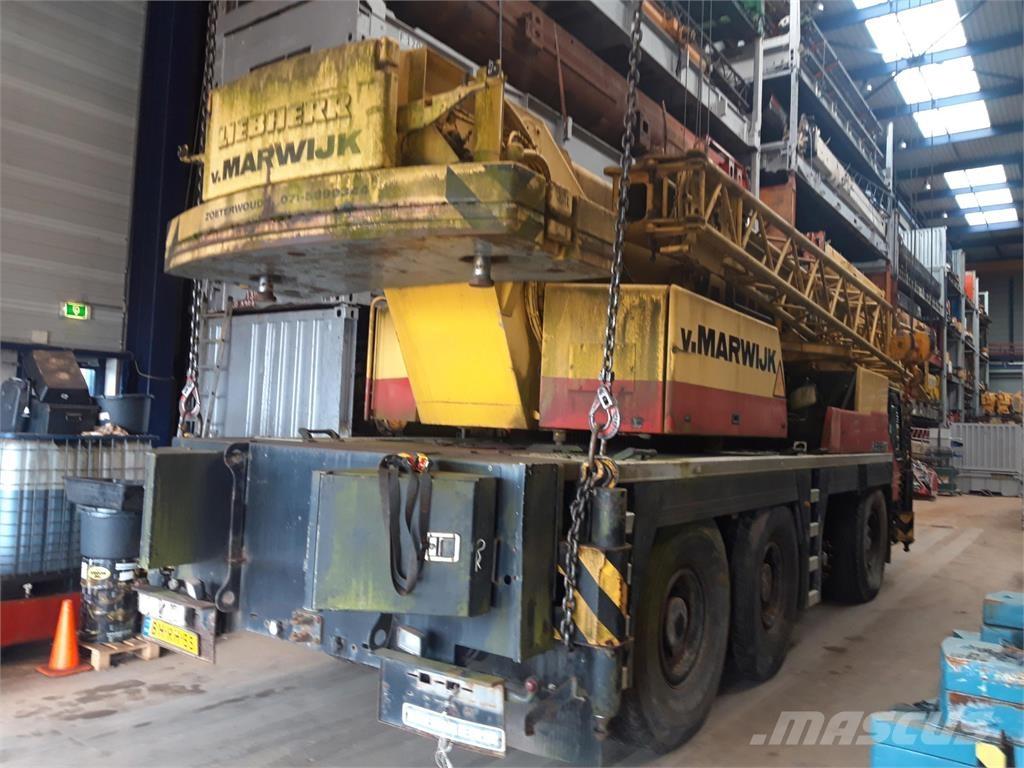 Liebherr LTM 1060-2 رافعات صالحة لكل أنواع الطرق