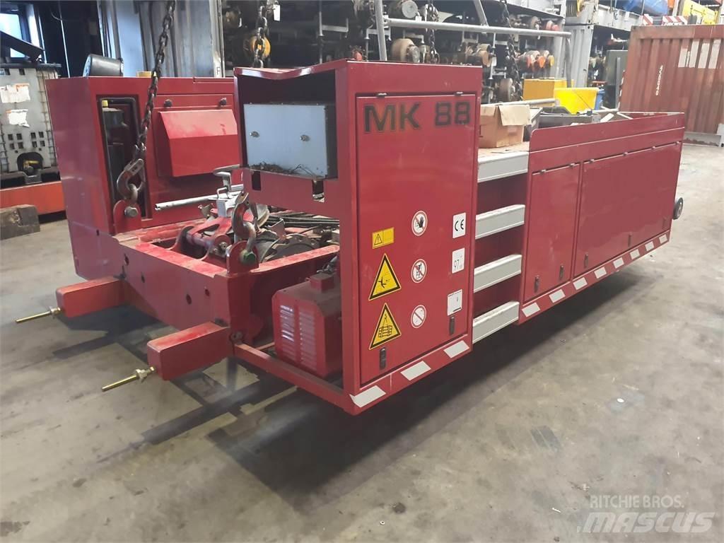 Liebherr MK 88 upper أجزاء ومعدات رافعات
