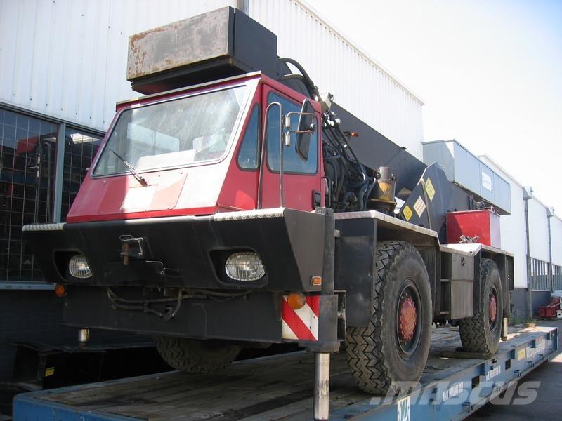 P&H S 15 for parts رافعات صالحة لكل أنواع الطرق