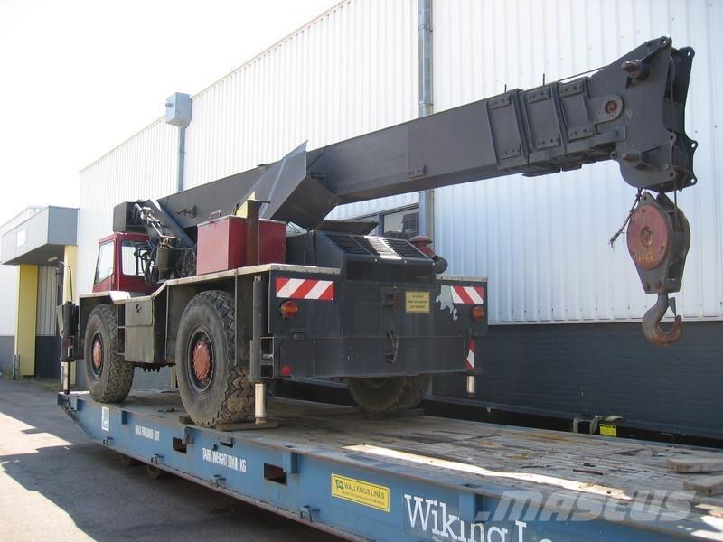 P&H S 15 for parts رافعات صالحة لكل أنواع الطرق