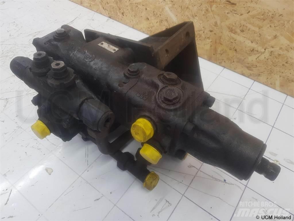  Steering box أجزاء ومعدات رافعات