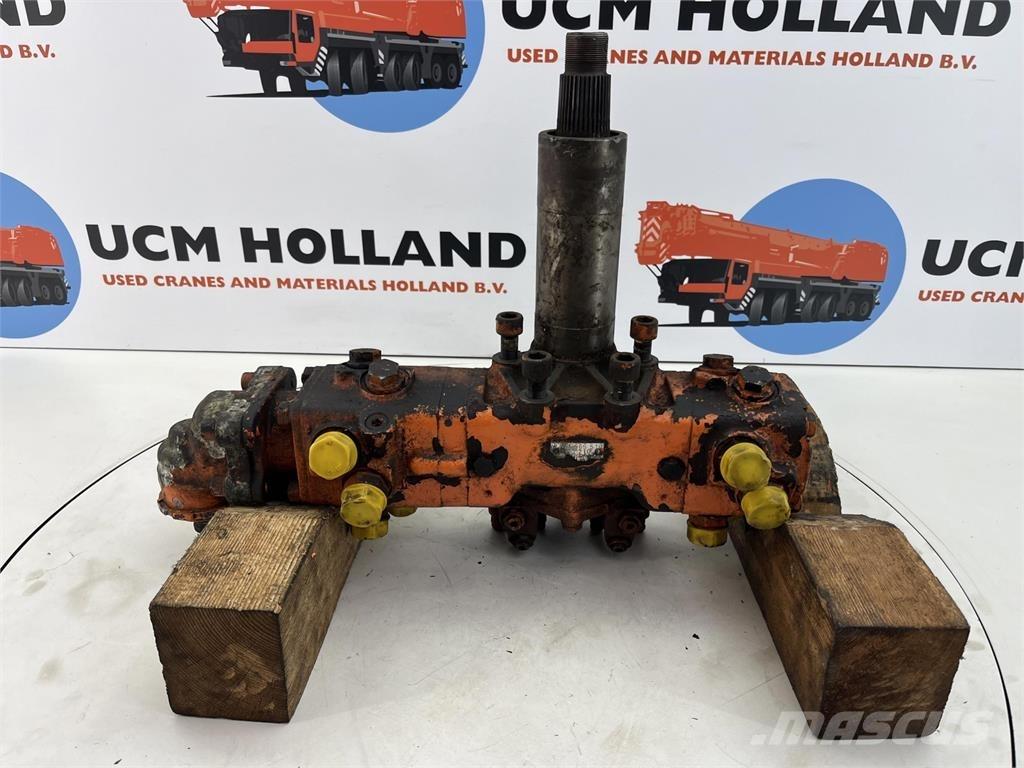  Steering box 210bar أجزاء ومعدات رافعات