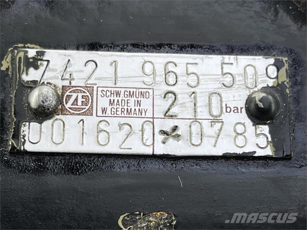  Steering box 210bar أجزاء ومعدات رافعات