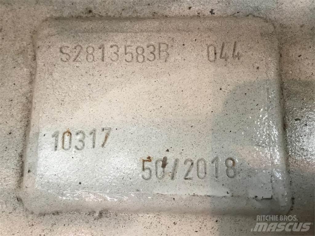 Terex AC 40L upper أجزاء ومعدات رافعات