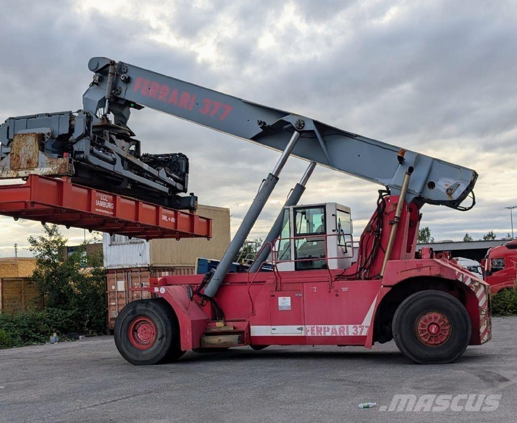 CVS Ferrari F377.5 PB رافعات حاويات