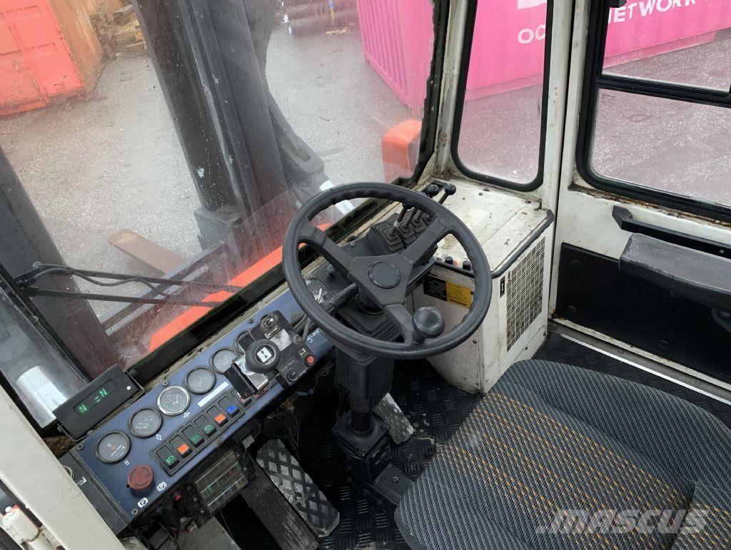 Svetruck 13,6-120-32 شاحنات الديزل