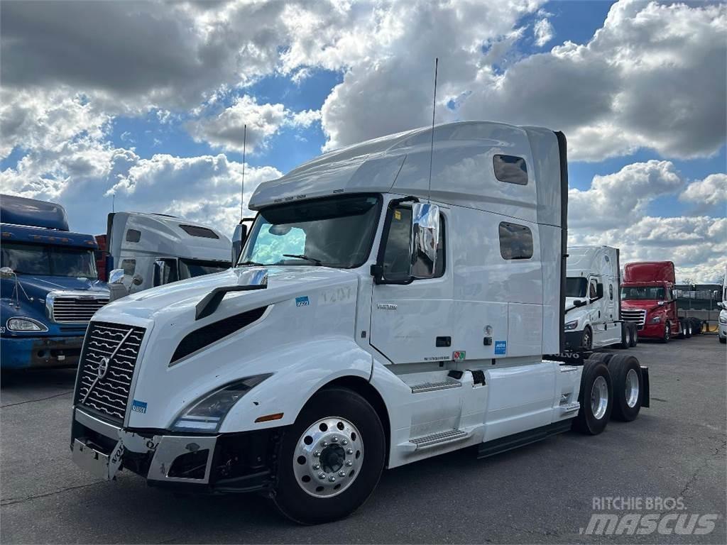 Volvo VNL وحدات الجر