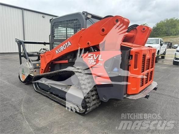 Kubota SVL95-2S ماكينات تقطيع أخشاب الحراجة