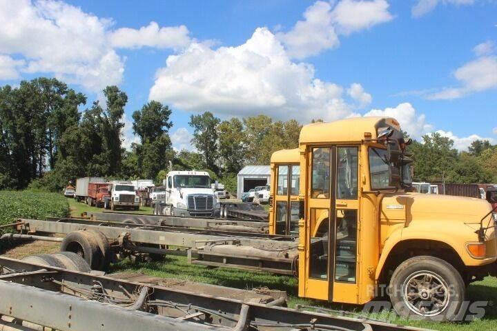 Ford B-800 أخرى