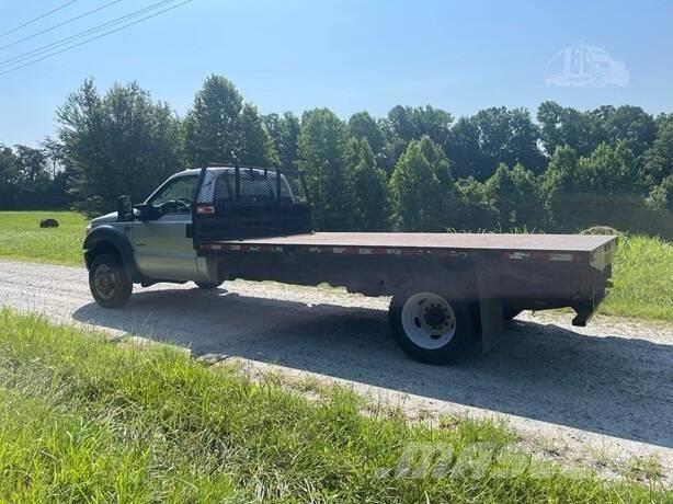 Ford F-550 أخرى