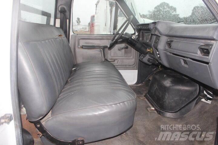 Ford F-600 أخرى