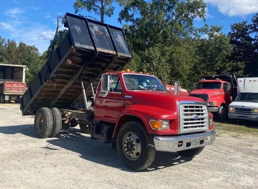 Ford F-700 أخرى