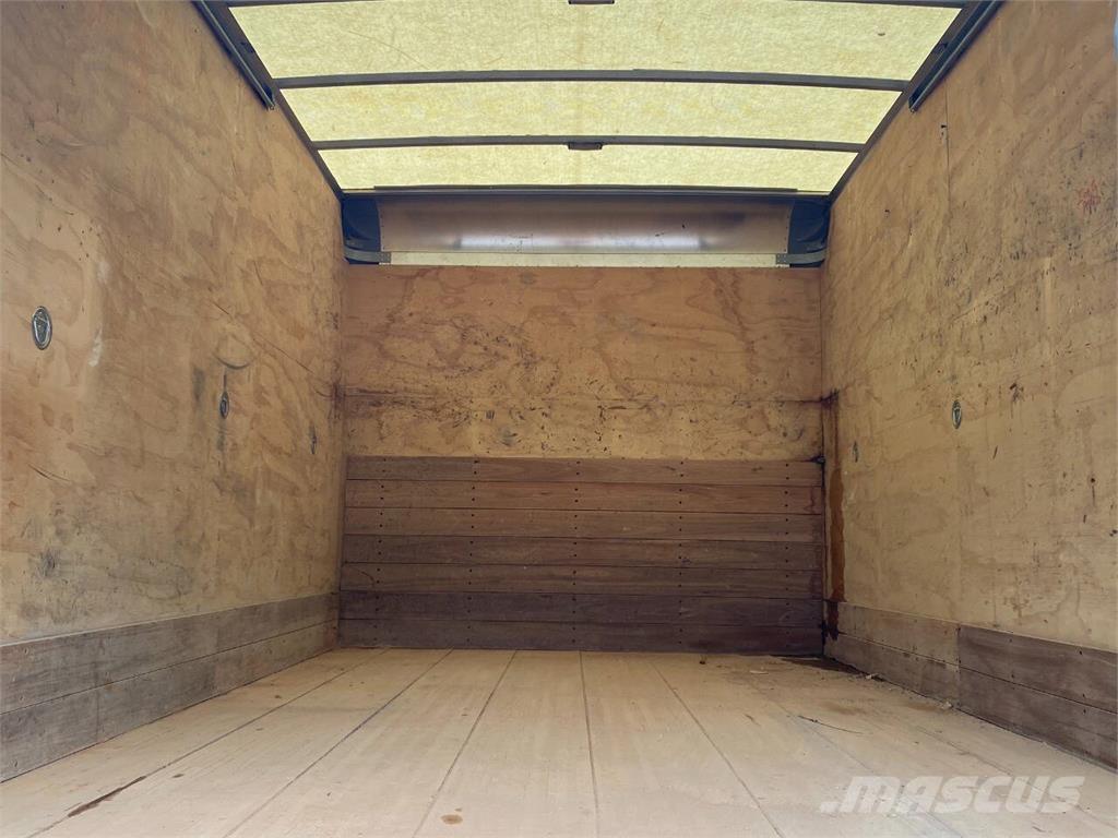 Isuzu NPR-HD أخرى